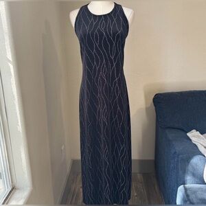 Ronni Nicole Black and Silver Patterned Maxi Dress